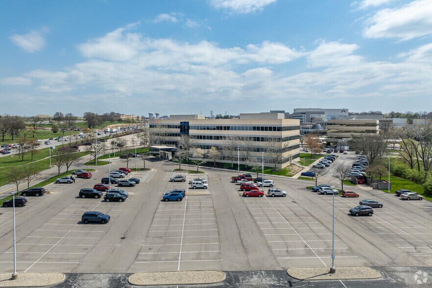 More Photos Of 5965 E Broad St, Columbus Medical For Lease