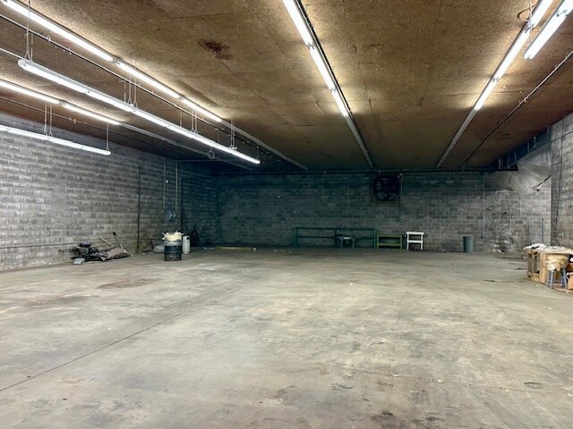 More Photos Of 131 S Varnell Rd, Tunnel Hill Distribution For Sale