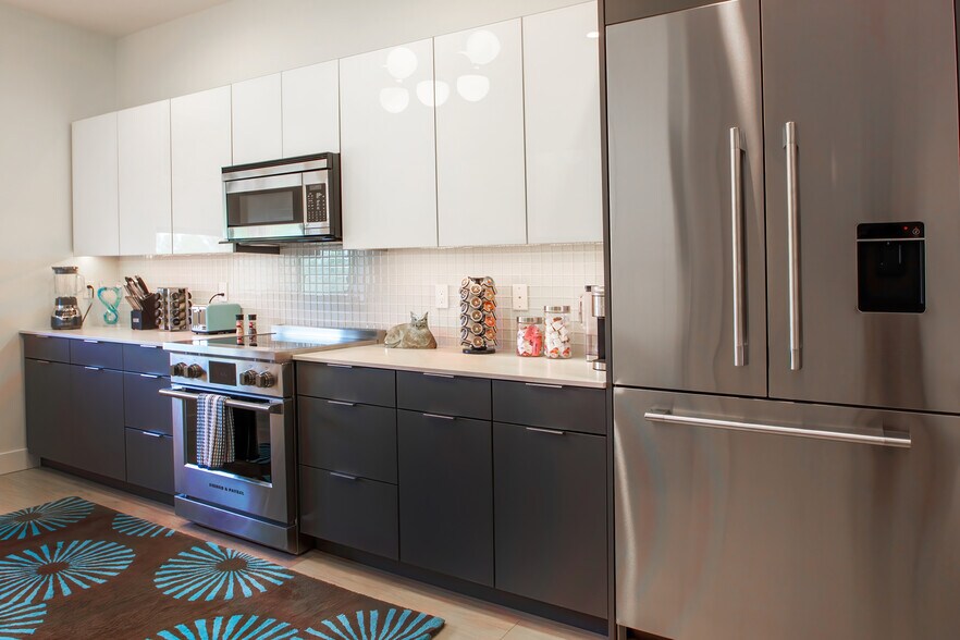 More Photos Of 6900 East 1st Ave, Scottsdale Apartments For Sale