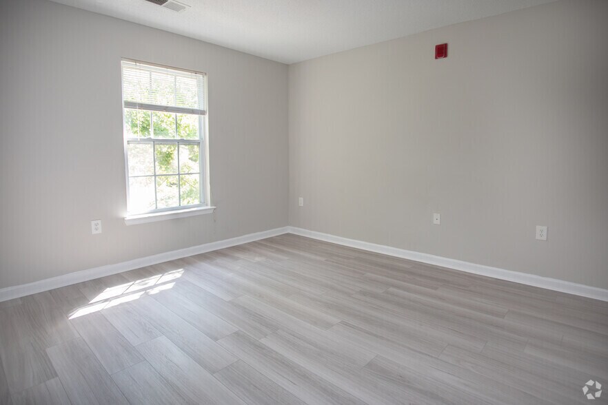 More Photos Of 3000 S Adams St, Tallahassee Apartments For Sale