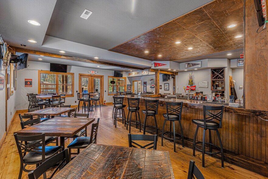 More Photos Of 3093 US Highway 64 E, Sapphire General Retail For Sale