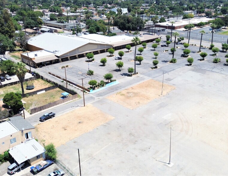 Primary Photo Of 324-336 W Base Line St, San Bernardino Unknown For Lease