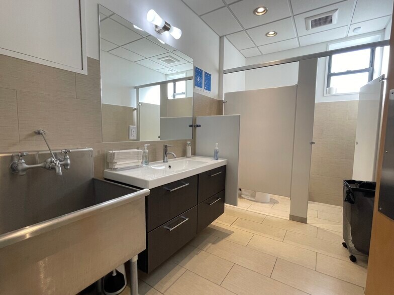 More Photos Of 18-00 Fair Lawn Ave, Fair Lawn Loft Creative Space For Lease