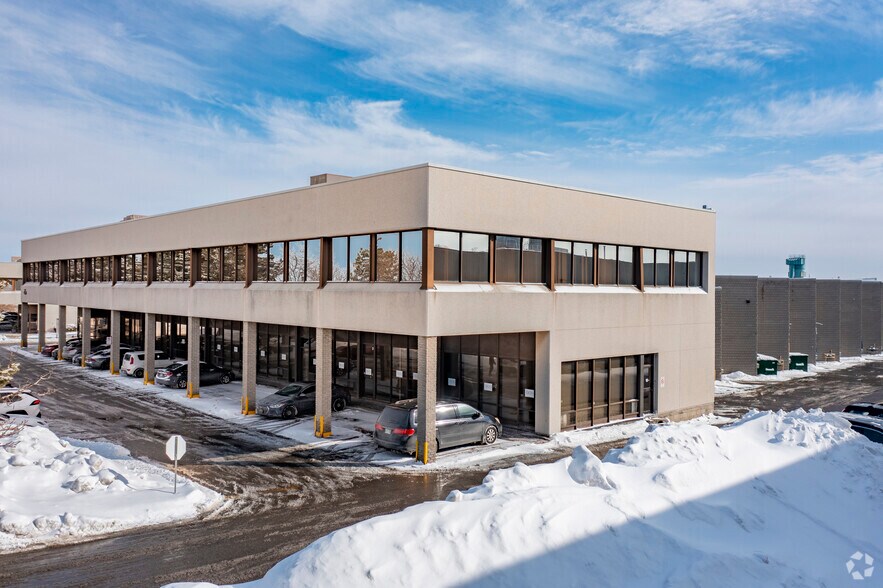 Primary Photo Of 45 W Wilmot St, Richmond Hill Warehouse For Lease