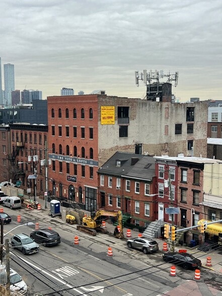 More Photos Of 190 Christopher Columbus Dr, Jersey City Office Residential For Lease