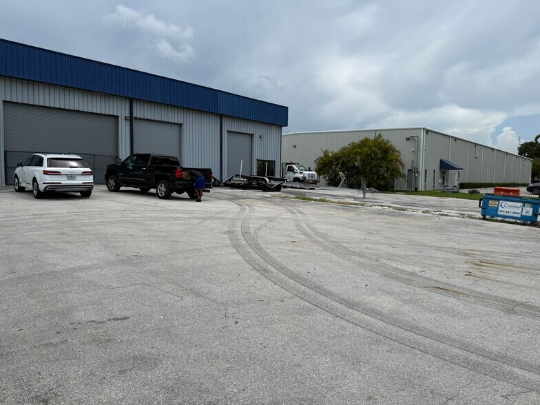 More Photos Of 1851 N Powerline Rd, Pompano Beach Warehouse For Lease