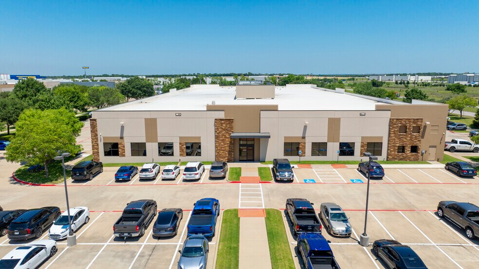 More Photos Of 1700 Science Pl, Rockwall Office For Sale