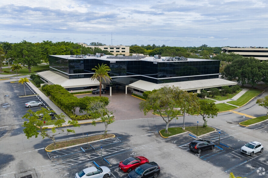 More Photos Of 9980 Central Park Blvd N, Boca Raton Medical For Sale