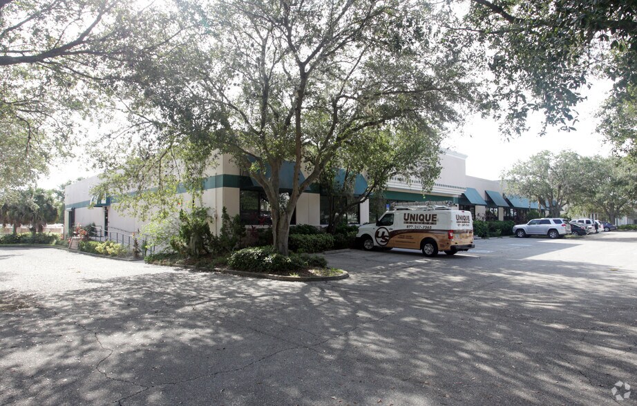 More Photos Of 4515 E 19th St, Bradenton Light Manufacturing For Lease