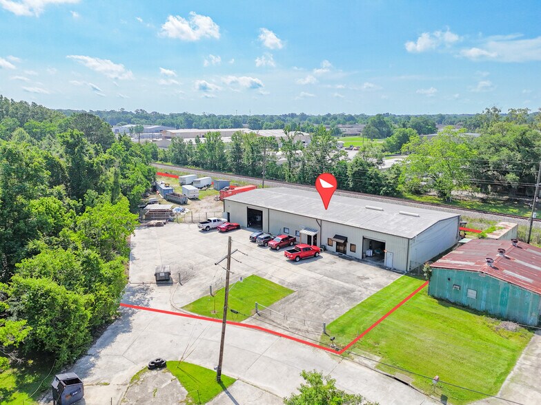 Primary Photo Of 11950 Richcroft Ave, Baton Rouge Warehouse For Sale