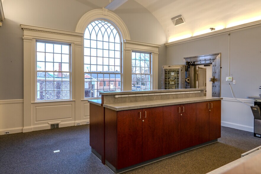 More Photos Of 1 River St, Norwell Bank For Lease