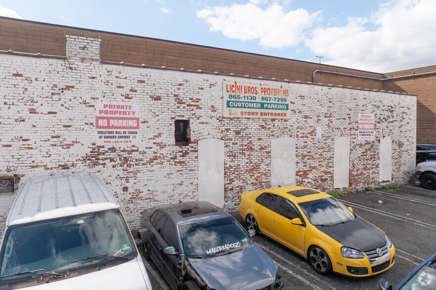 More Photos Of 609 10th St, Union City Industrial For Sale
