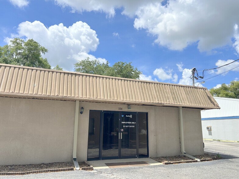 More Photos Of 326 N John Young Pky, Kissimmee Office For Lease