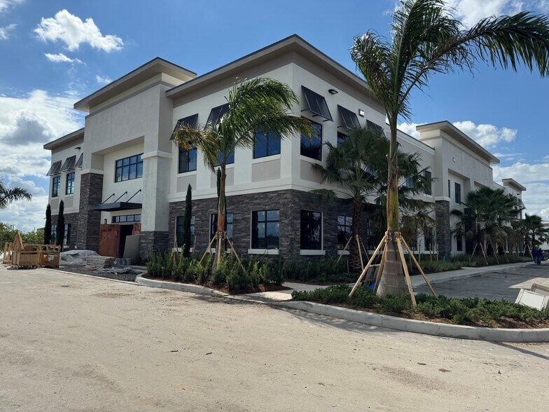 Primary Photo Of 11530 SW Village Pky, Port Saint Lucie Medical For Lease
