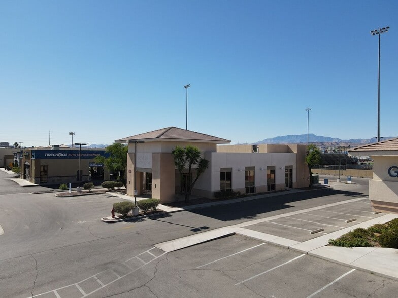 More Photos Of 5547 S Rainbow Blvd, Las Vegas Bank For Lease
