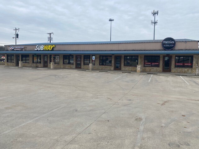 More Photos Of 5166 E FM 1187, Burleson Storefront Retail Office For Lease