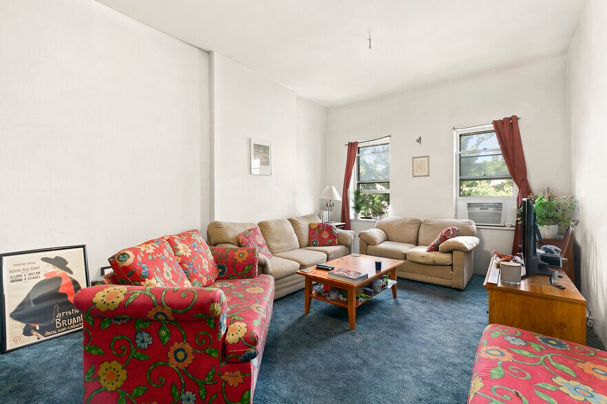 More Photos Of 177 Atlantic Ave, Brooklyn Storefront Retail Residential For Sale