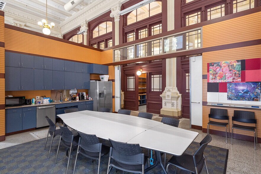 More Photos Of 815 Olive St, Saint Louis Office For Lease