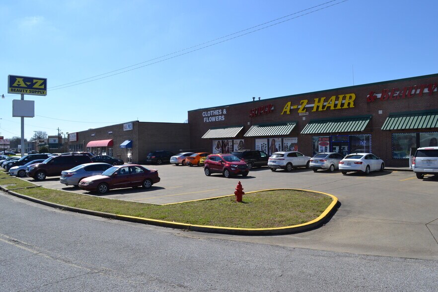 More Photos Of 635-645 Highway 1 S, Greenville Storefront For Lease