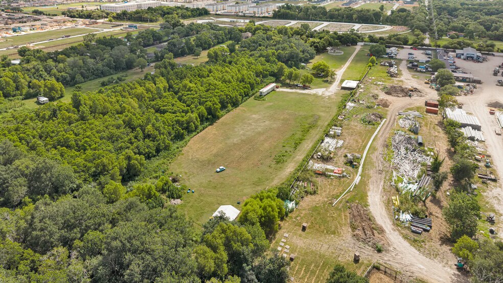 More Photos Of 12010 Martindale Road, Houston Land For Lease
