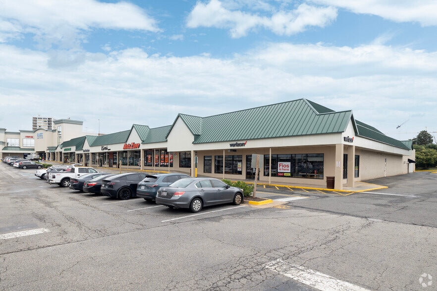 More Photos Of 6198-6244 Little River Tpke, Alexandria Unknown For Lease