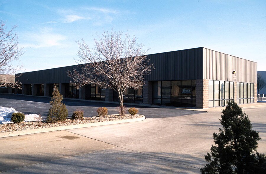 More Photos Of 722 Spirit Of St Louis Blvd, Chesterfield Unknown For Lease