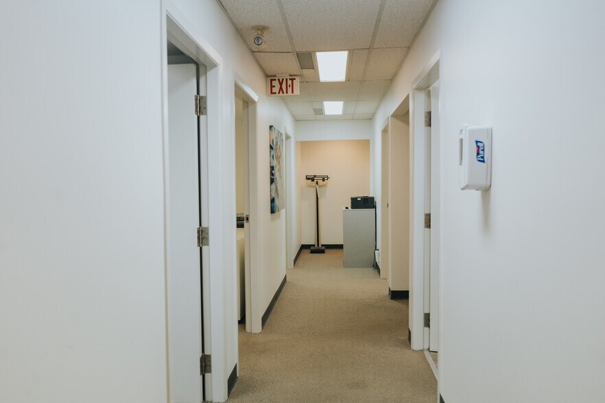 More Photos Of 8675-8679 Granville St, Vancouver Medical For Sale