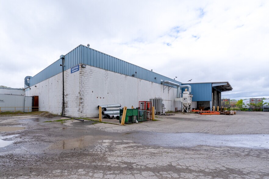 More Photos Of 10 Spalding Dr, Brantford Industrial For Sale