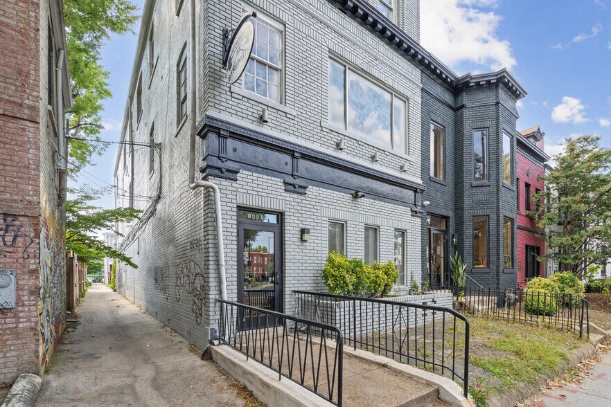 More Photos Of 1802 11th St NW, Washington Office For Lease