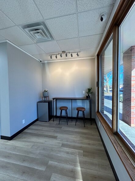 More Photos Of 6201 S 58th St, Lincoln Office For Lease