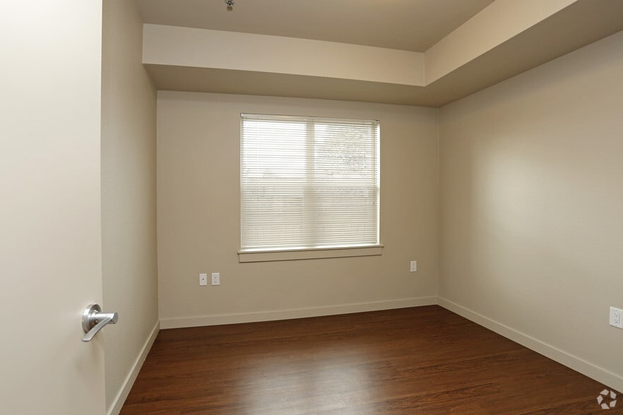More Photos Of 4419-4439 NE Fremont St, Portland Apartments For Sale