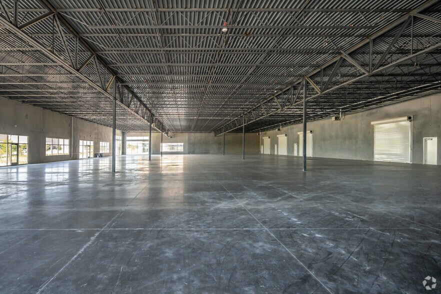 More Photos Of 400 Gerault Rd, Flower Mound Warehouse For Sale