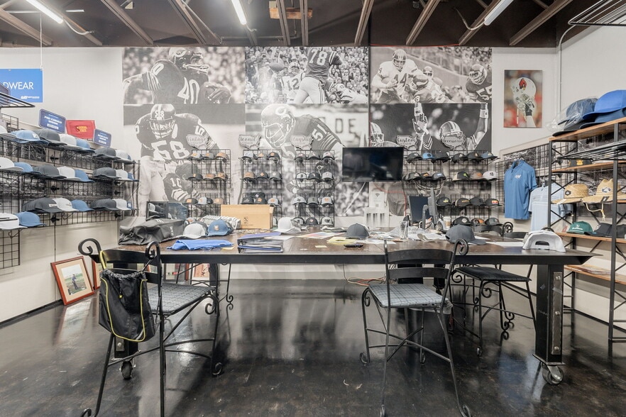 More Photos Of 1414 W 14th St, Tempe Warehouse For Sale