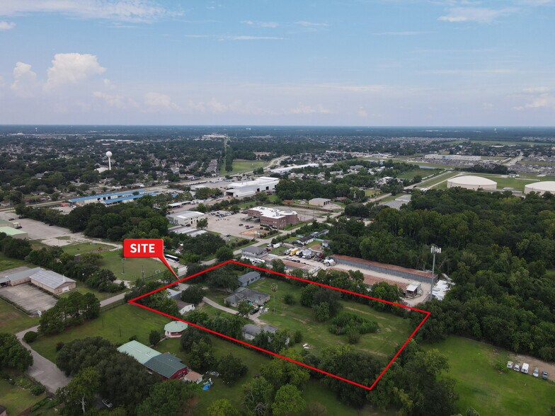 More Photos Of 11806 Adel Rd, Houston Land For Sale