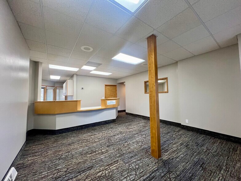 More Photos Of 530 W Pleasant St, Mankato Medical For Lease