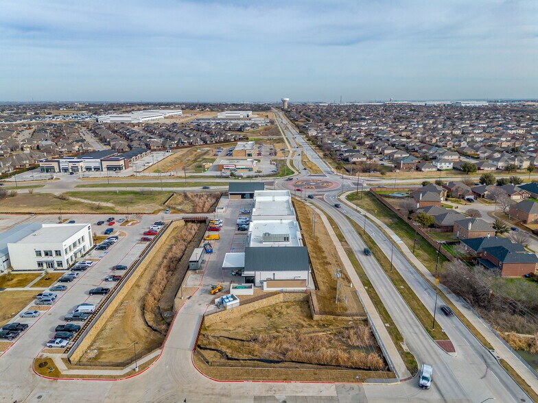 More Photos Of 9555 Harmon Rd, Fort Worth General Retail For Sale