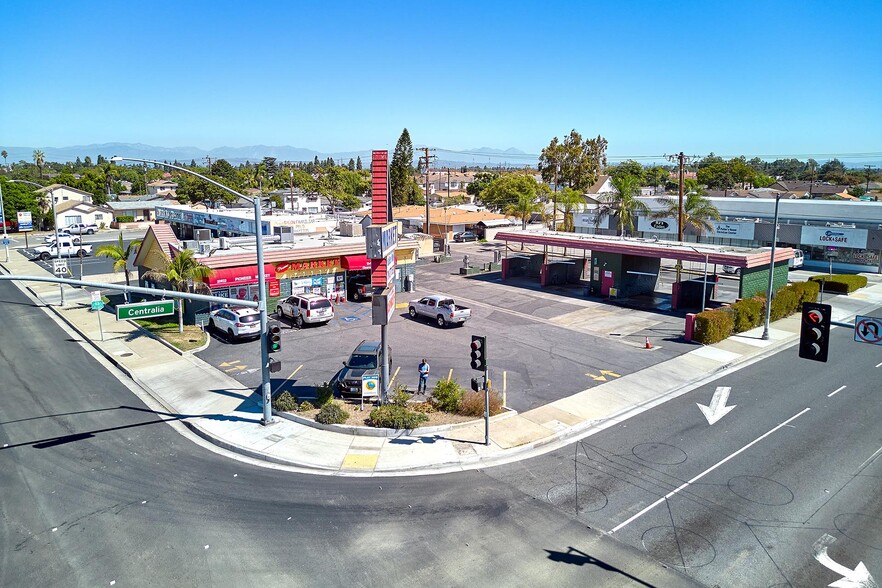 Primary Photo Of 20922 Pioneer Blvd, Lakewood Convenience Store For Sale