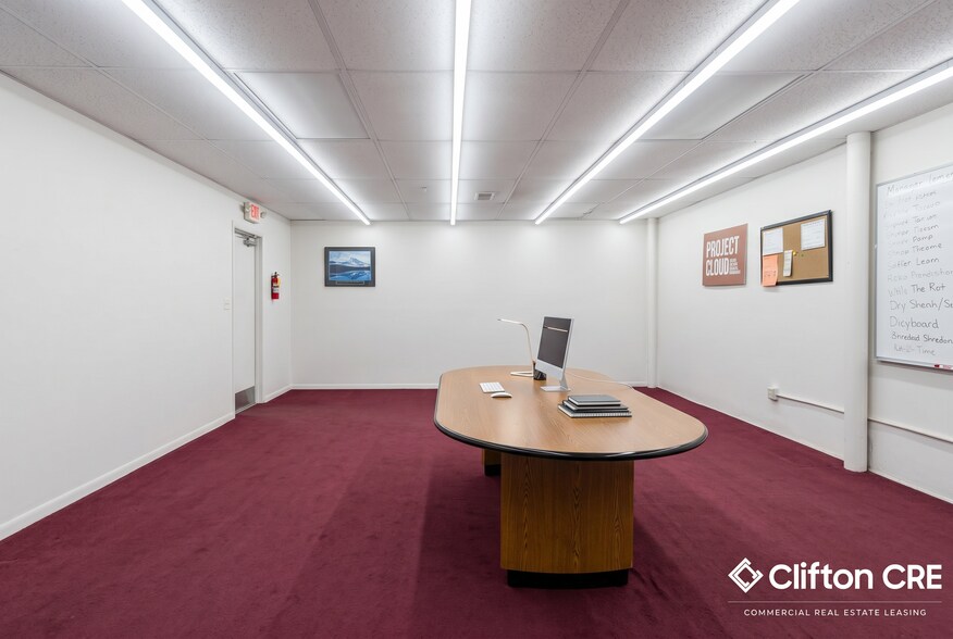 More Photos Of 695 Main Ave, Passaic Storefront For Lease