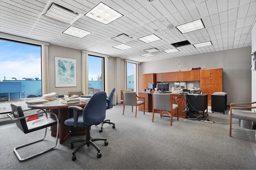 More Photos Of 8525 Clinton Rd, Brooklyn Warehouse For Sale