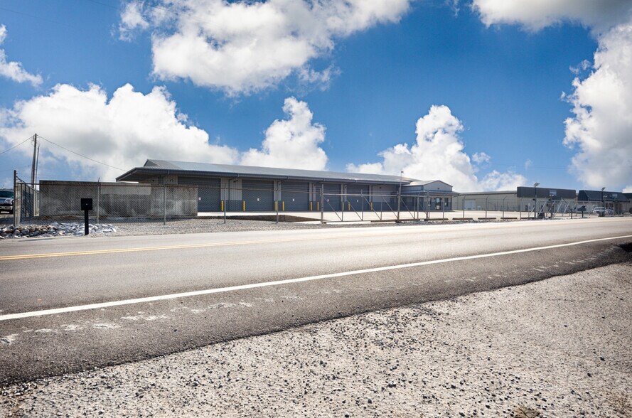 More Photos Of 310 Dan Tibbs Rd NW, Huntsville Warehouse For Lease