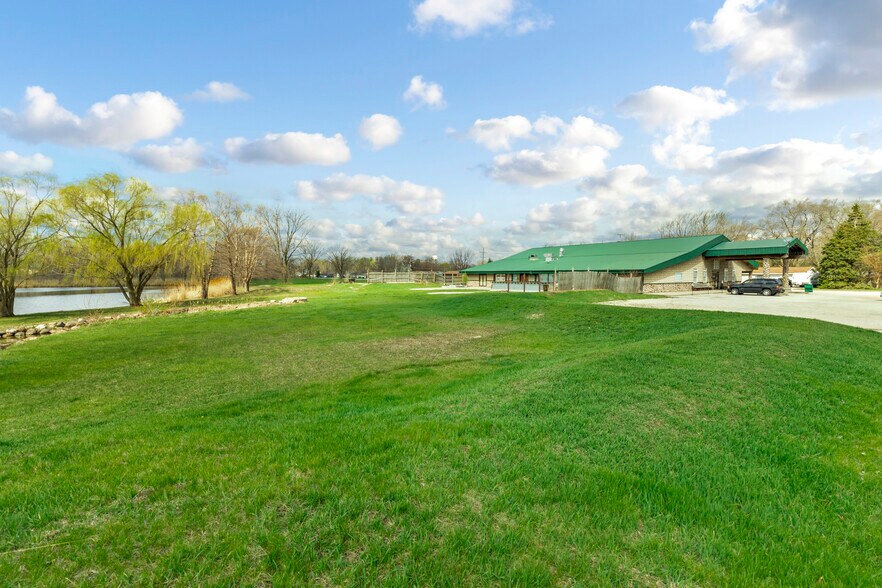 More Photos Of 553 W Kennedy Rd, Braidwood Freestanding For Sale