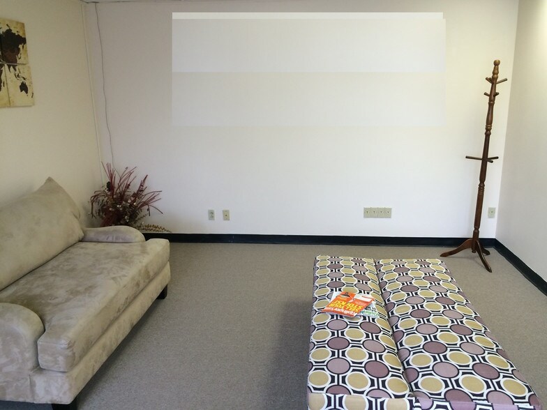 More Photos Of 10 W Main St, Elmsford Medical For Sale