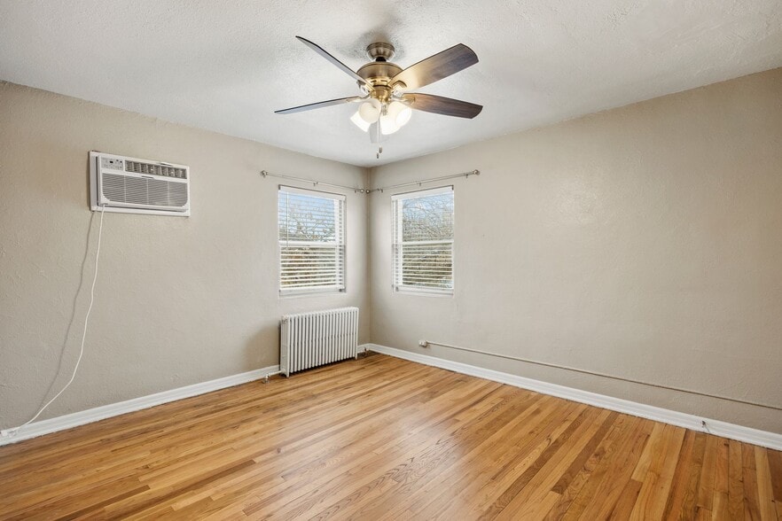 More Photos Of 3525 S Bannock St, Englewood Apartments For Sale