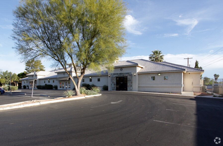 Primary Photo Of 501 Rose St, Las Vegas Medical For Lease