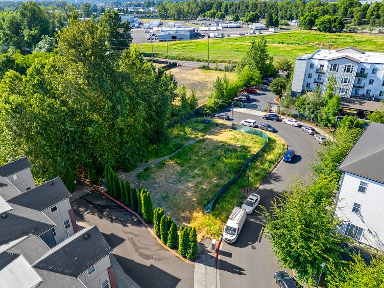 More Photos Of 800 N Harbour Dr, Portland Land For Sale