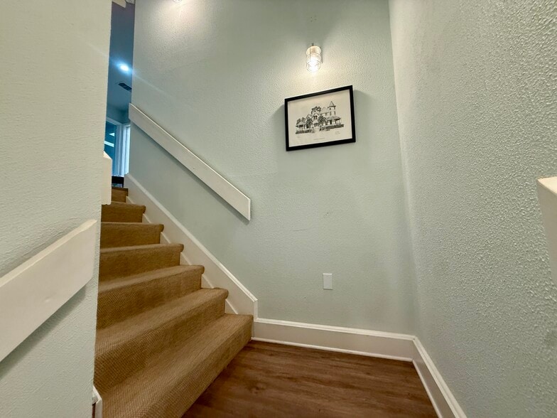 More Photos Of 1411 S 14th St, Fernandina Beach Office For Lease