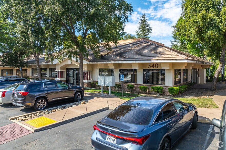 More Photos Of 540 Plaza Dr, Folsom Medical For Lease