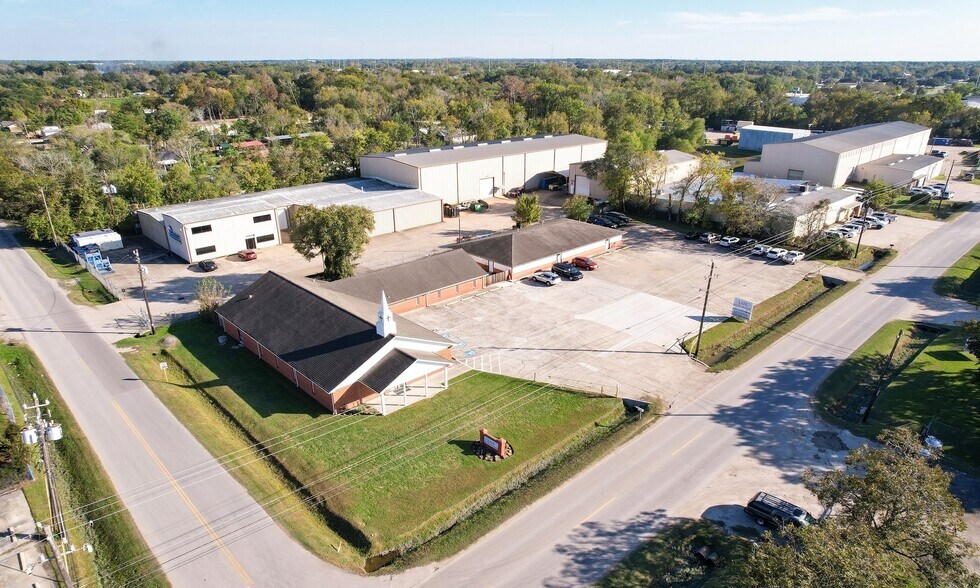 More Photos Of 14000 Chrisman Rd, Houston Religious Facility For Lease