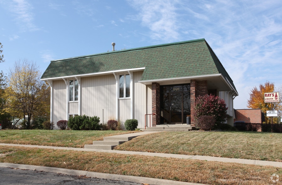 Primary Photo Of 601 Missouri St, Lawrence Office For Lease