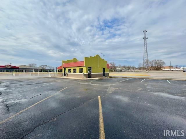 More Photos Of 171 N Broadway, Peru Restaurant For Sale